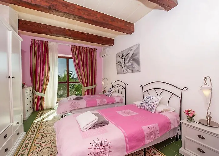 Levecca 1 - Gladiola Holiday home